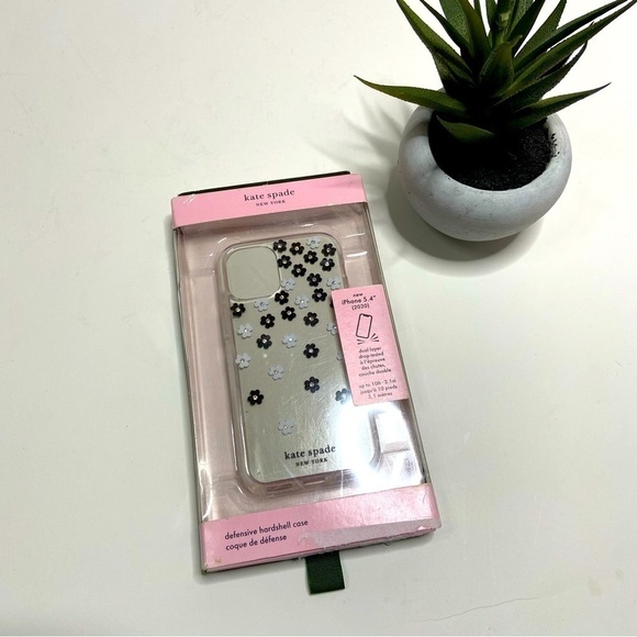 KATE SPADE - Scatter Flower iPhone 12 mini phone case 2020 5.4” - Picture 1 of 7